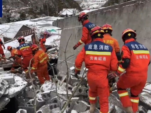 VIDEO: Lở đất ở Trung Quốc, 47 người bị chôn vùi